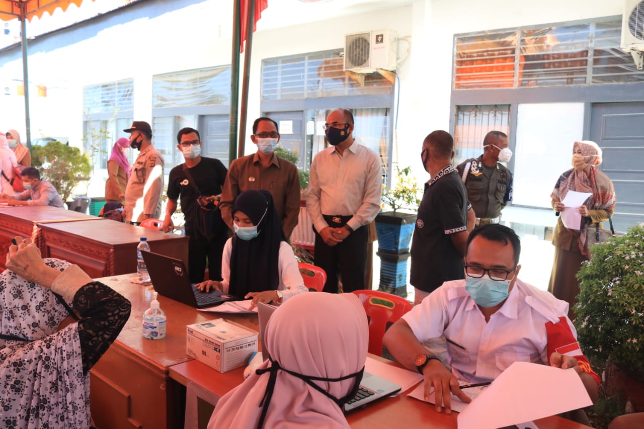 Hari ke-5 Pelaksanaan Vaksinasi Massal, Animo Masyarakat Aceh Selatan Untuk Divaksin Semakin Tinggi