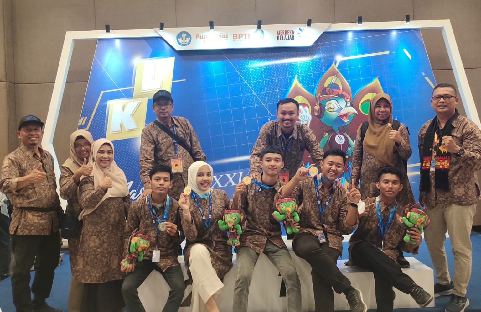 Pj Bupati Aceh Selatan Apresiasi Siswa SMKN I Tapaktuan Raih Medali Emas LKS Nasional