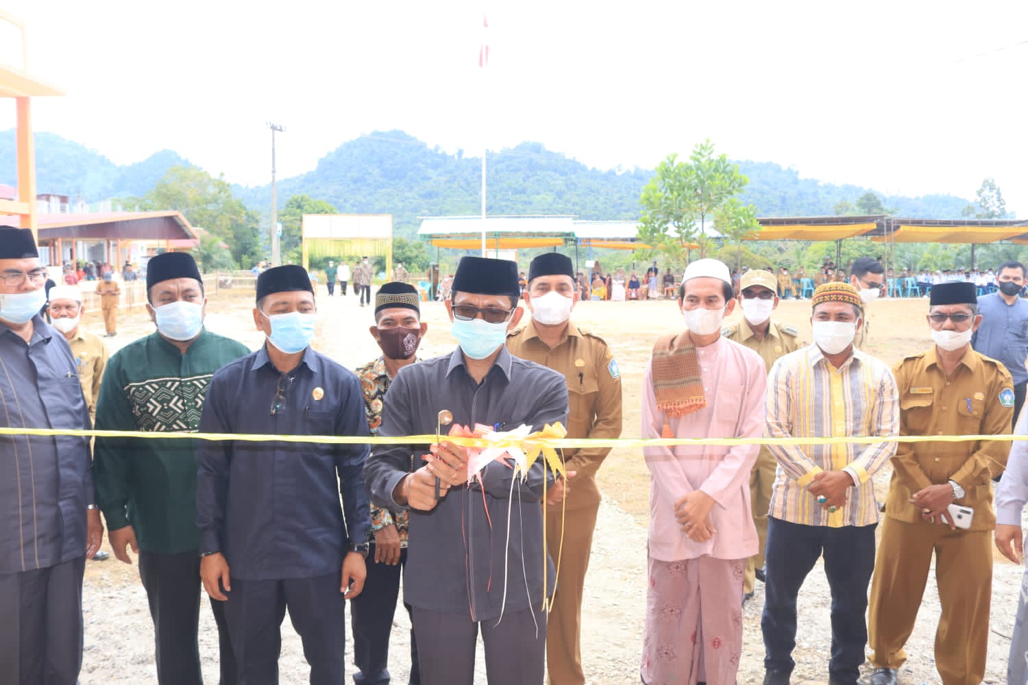 Resmikan SMP Swasta Syaikhuna, Bupati Aceh Selatan Apresiasi Para Penggagas