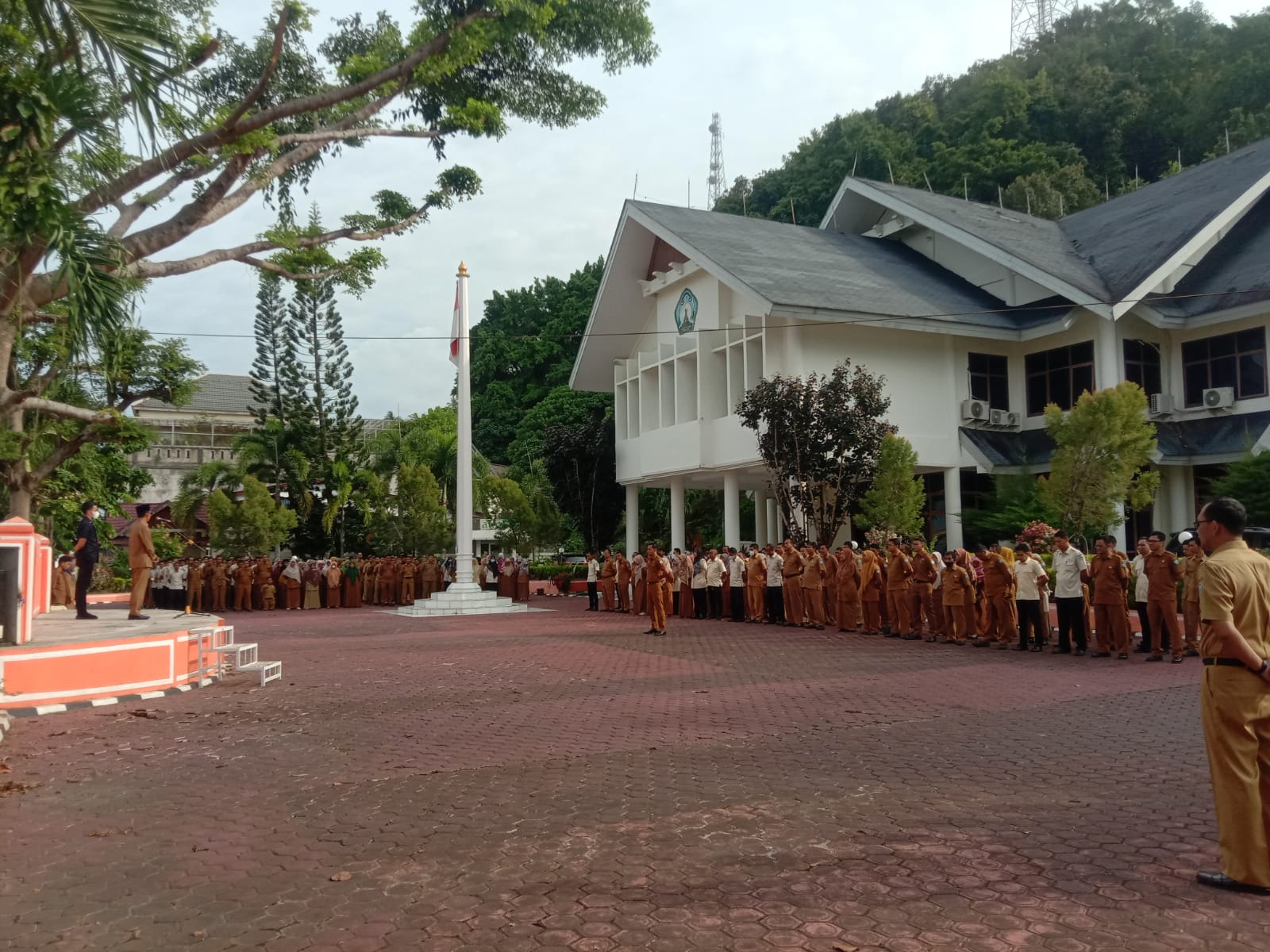 Bupati Aceh Selatan Pimpin Kegiatan Apel Bersama Seluruh ASN, PPPK dan Tenaga Honorer