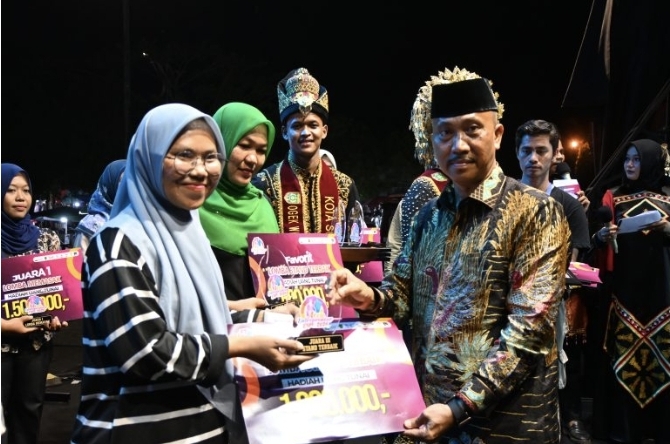 Stan Dekranasda Aceh Selatan Juara 1 Expo UMKM Aceh 2024